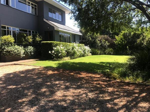 46 On Allcock Guest Apartment & Luxury Room Pretoria-Noord Eksteriør billede
