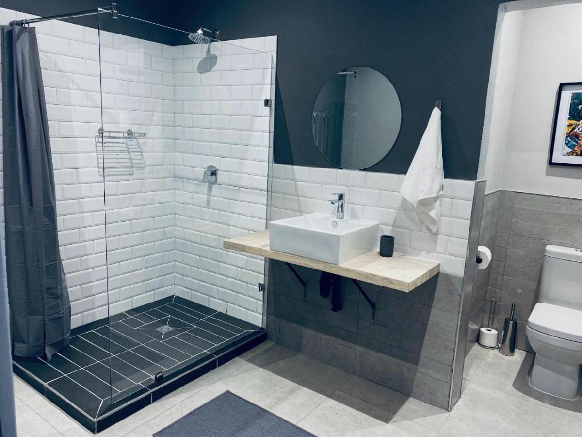 46 On Allcock Guest Apartment & Luxury Room Pretoria-Noord Eksteriør billede
