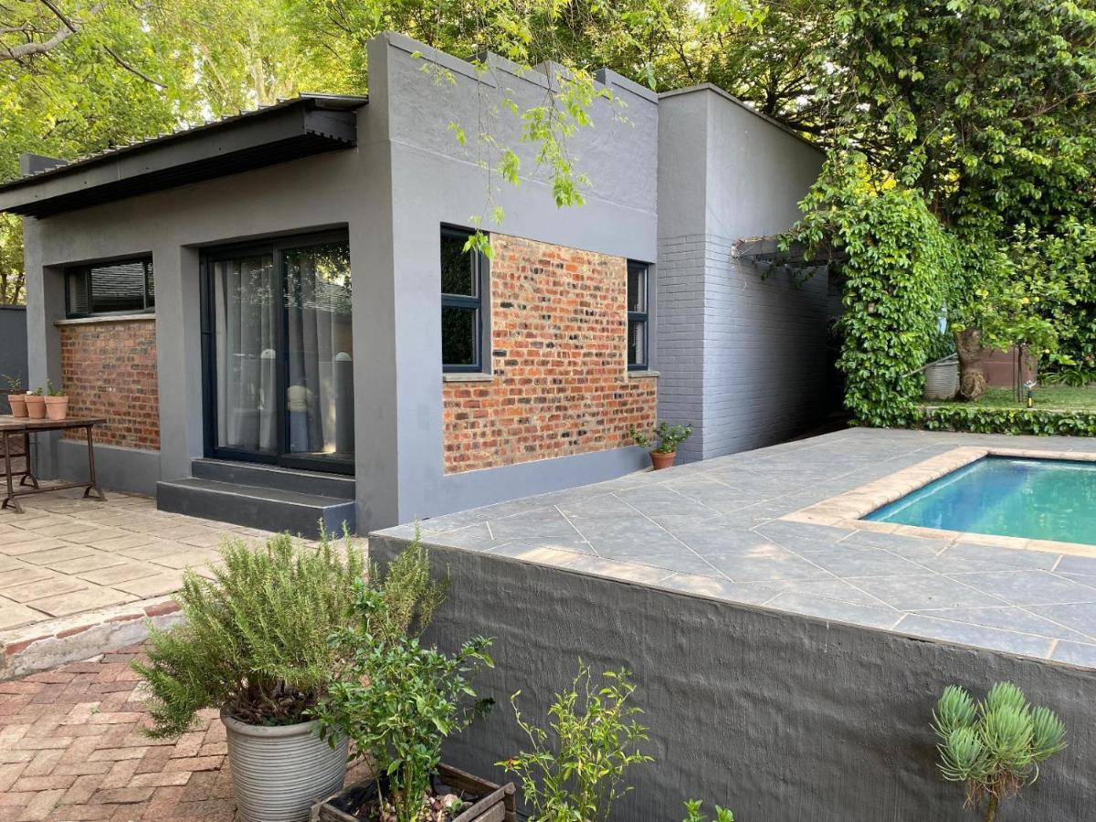 46 On Allcock Guest Apartment & Luxury Room Pretoria-Noord Eksteriør billede