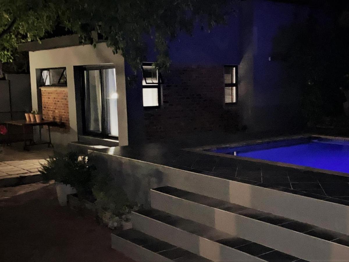 46 On Allcock Guest Apartment & Luxury Room Pretoria-Noord Eksteriør billede