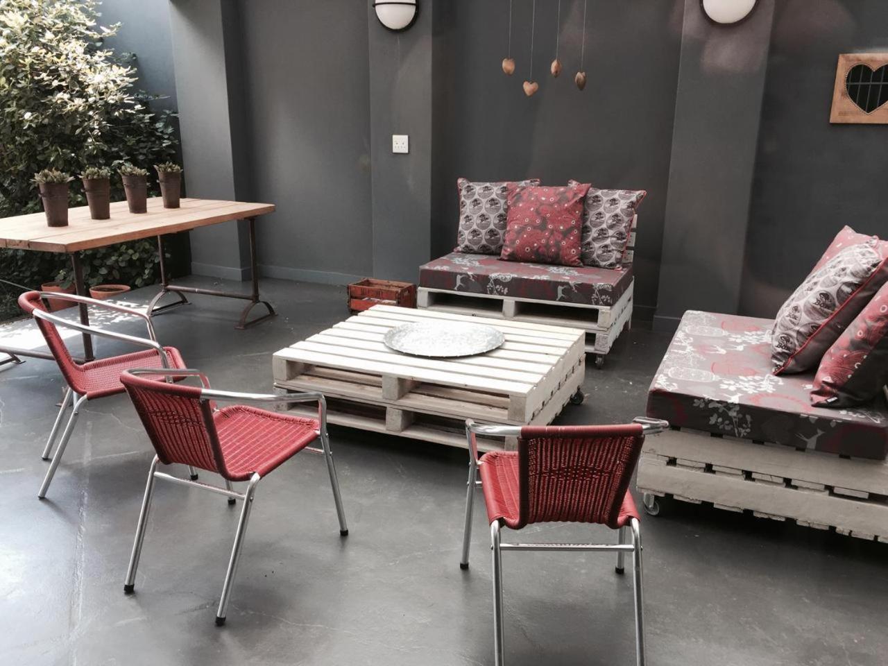 46 On Allcock Guest Apartment & Luxury Room Pretoria-Noord Eksteriør billede